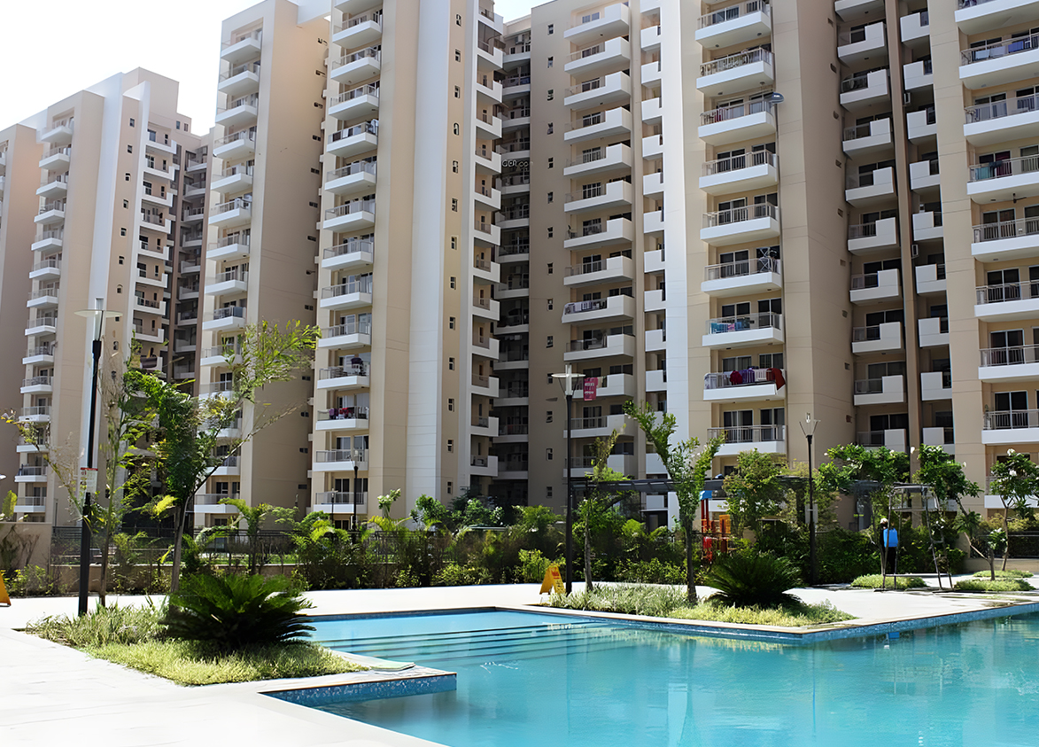 Bestech Park View Spa Next Swimming Pool