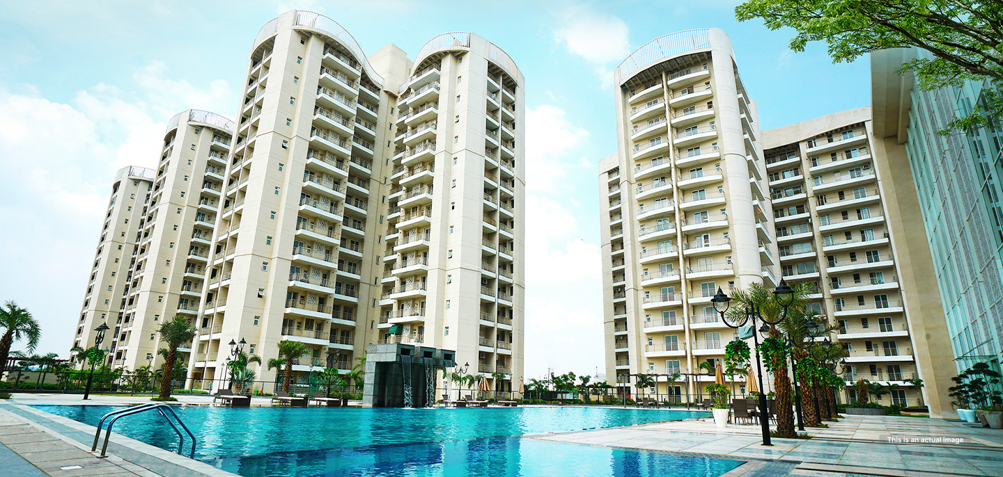 BPTP Fortuna Swimming Pool