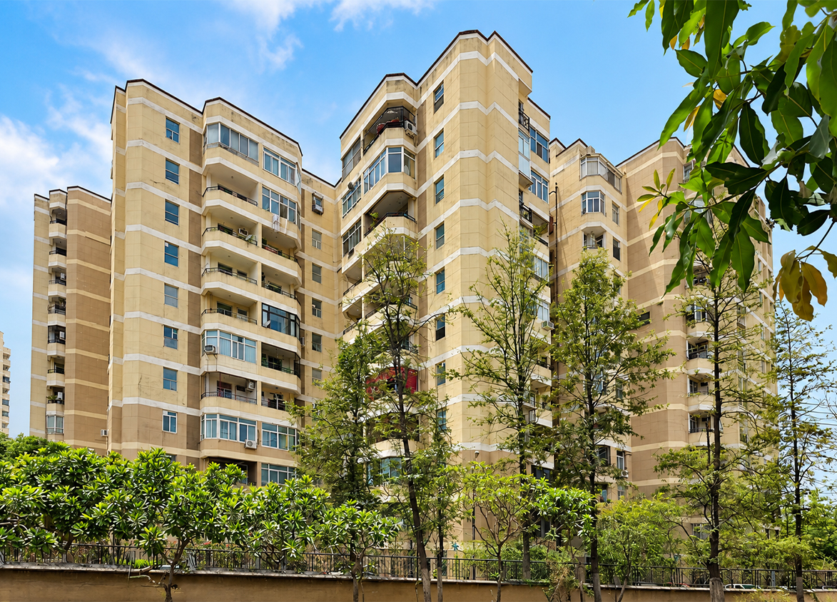 DLF Silver Oaks Facade