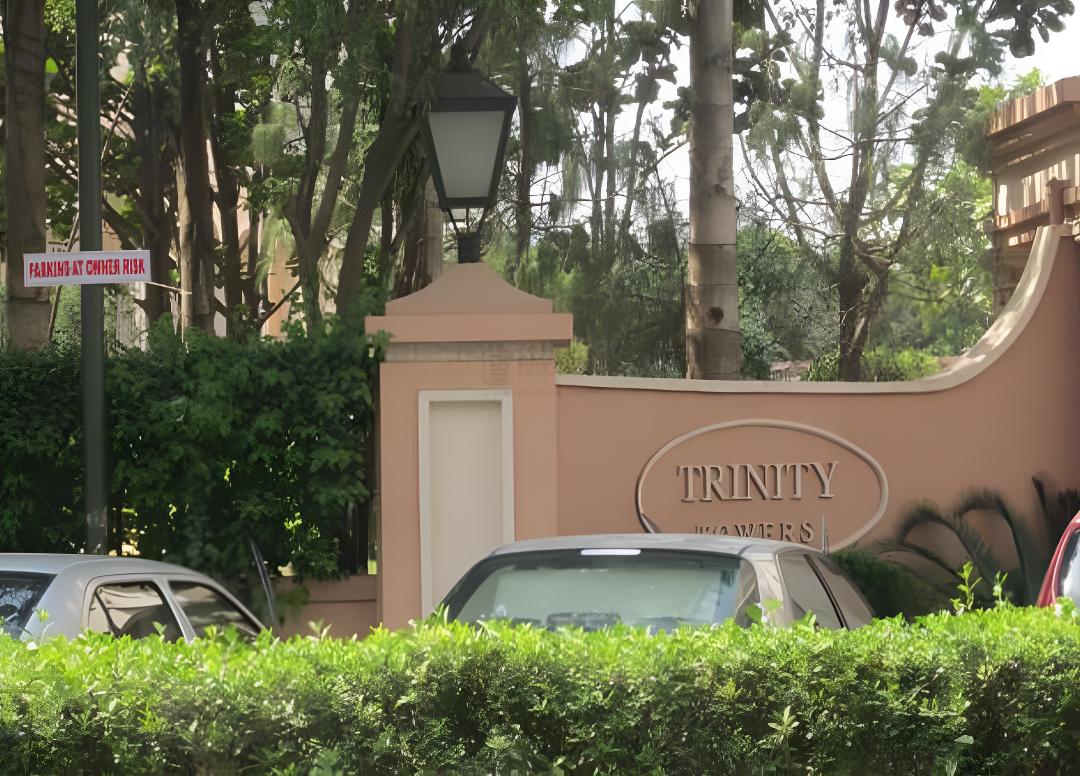 Trinity Towers in DLF Phase 5 Gurgaon Entrance