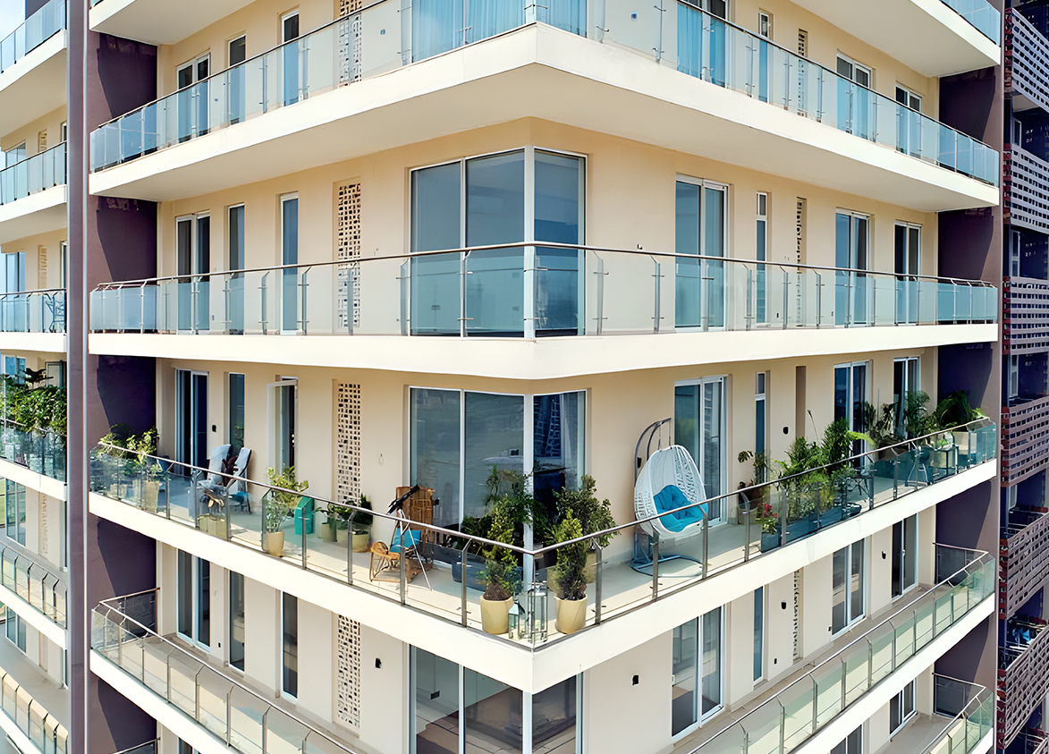 Mahindra Luminare Wrap Around Balcony