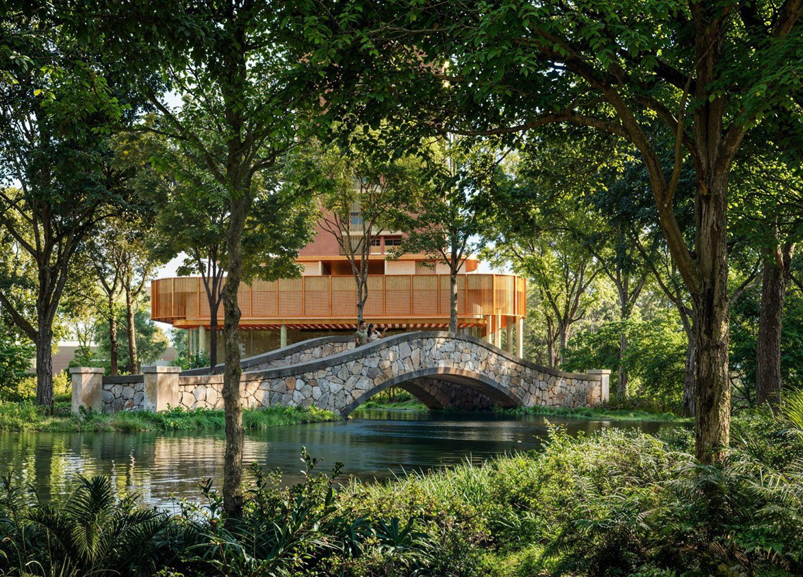 Max Estate 361 Water Bridge