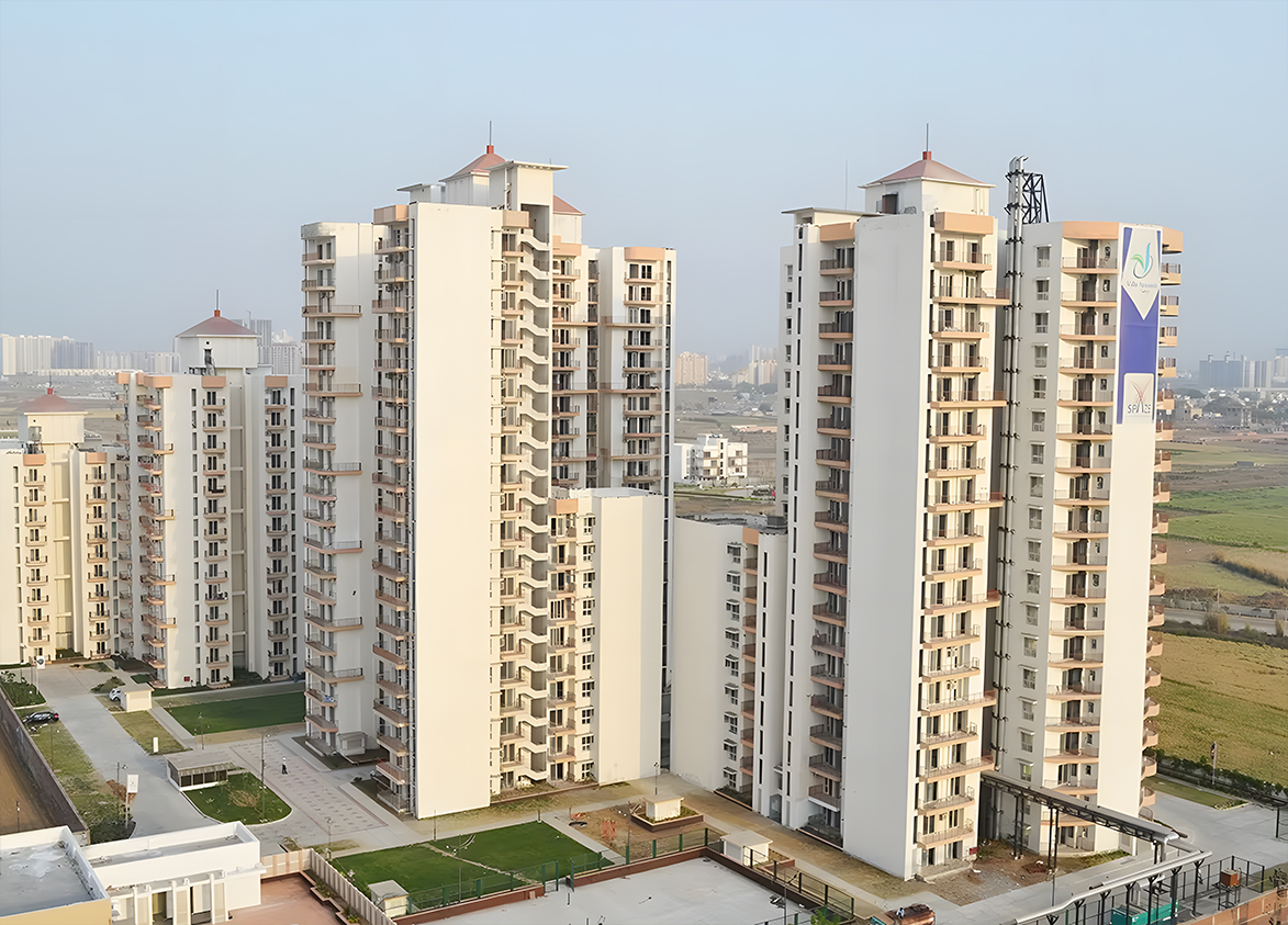 Spaze Privvy Ready to Move Residential Project High Rise Towers