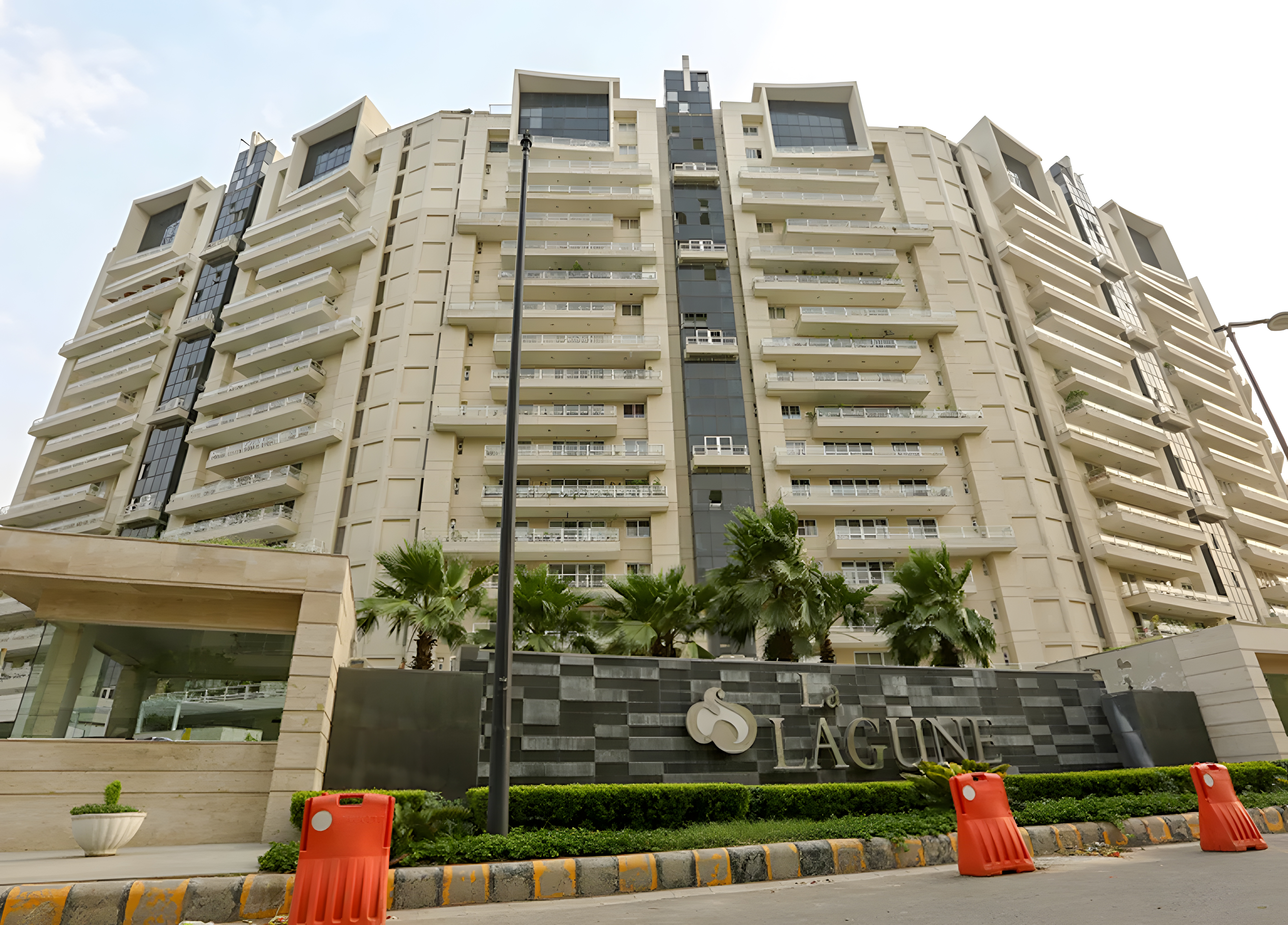 Suncity La Lagune Sector 54 Gurgaon Ready to Move Project
