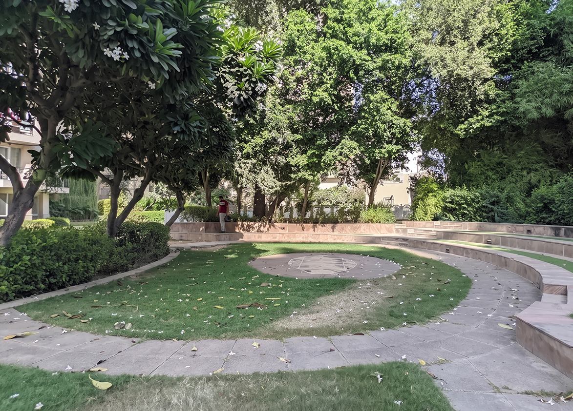 Unitech Escape Central Park