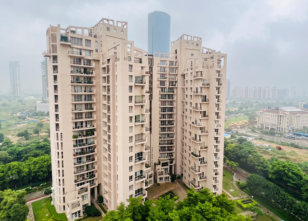 Unitech Escape Project Facade