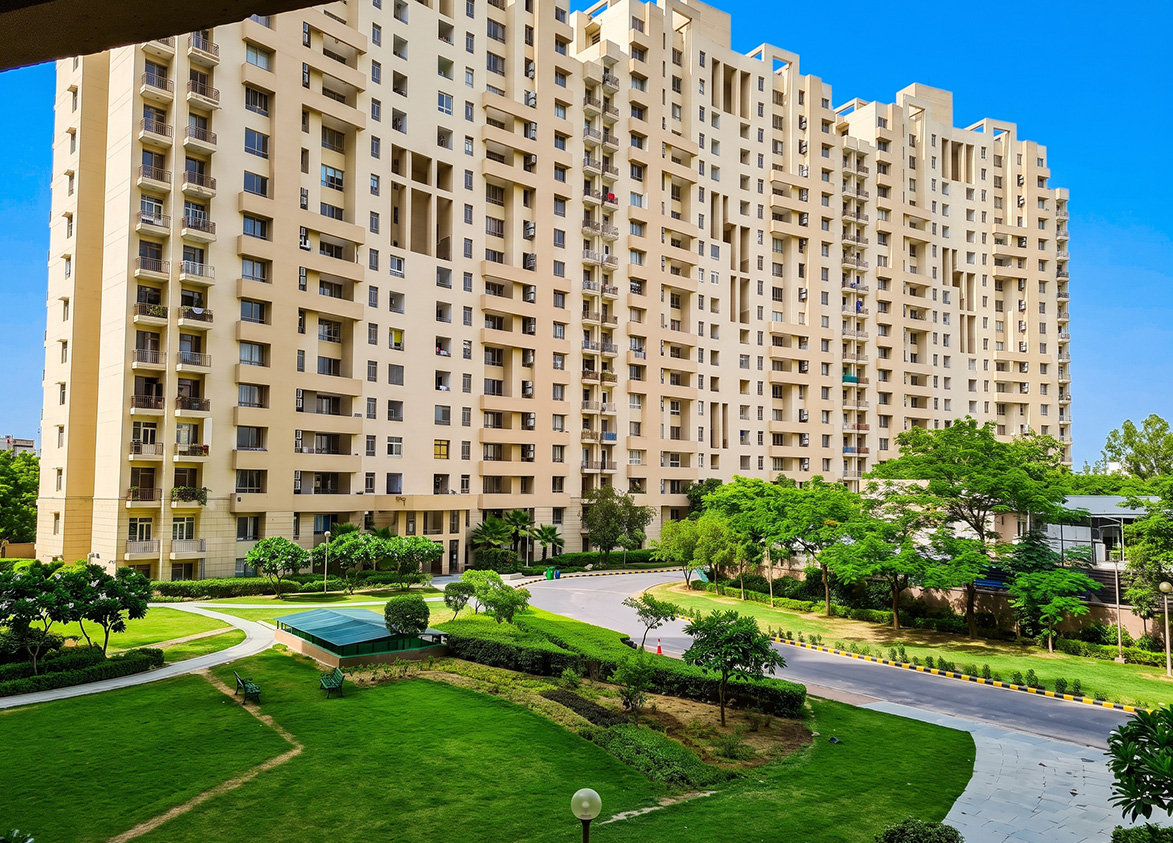 Unitech Fresco in Nirvana Country Gurgaon ready to move housing society