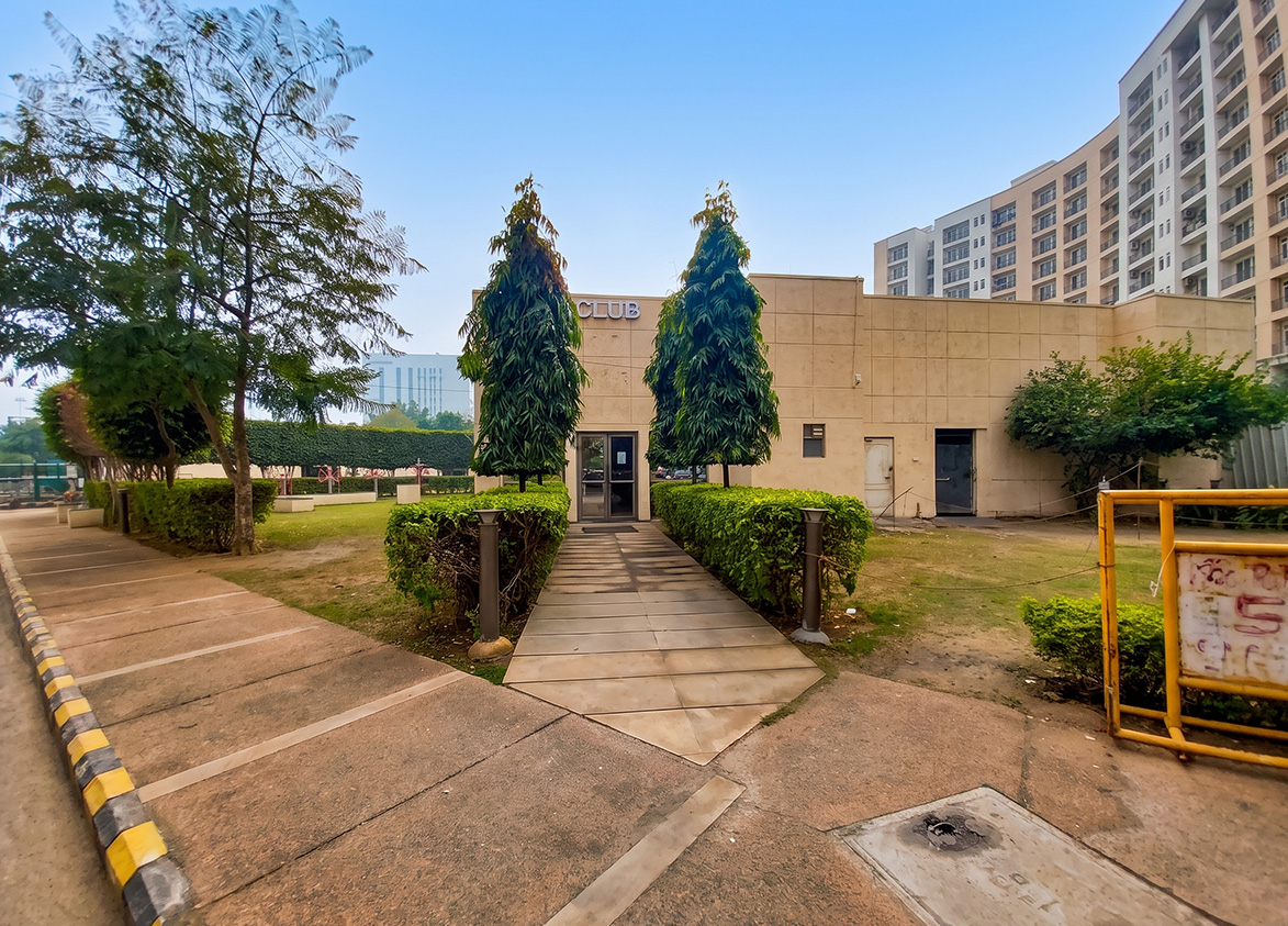 Unitech Uniworld Resorts The Residences Clubhouse